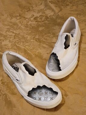 VANS White Slip-On Sneakers with Black Graphic Interior Men's 10.0 Women's 11.5